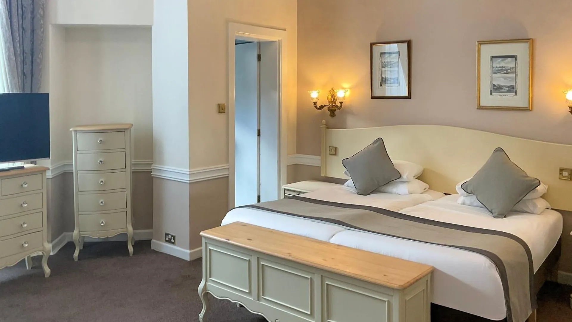 Royal Bath Hotel & Spa Bournemouth 4*,